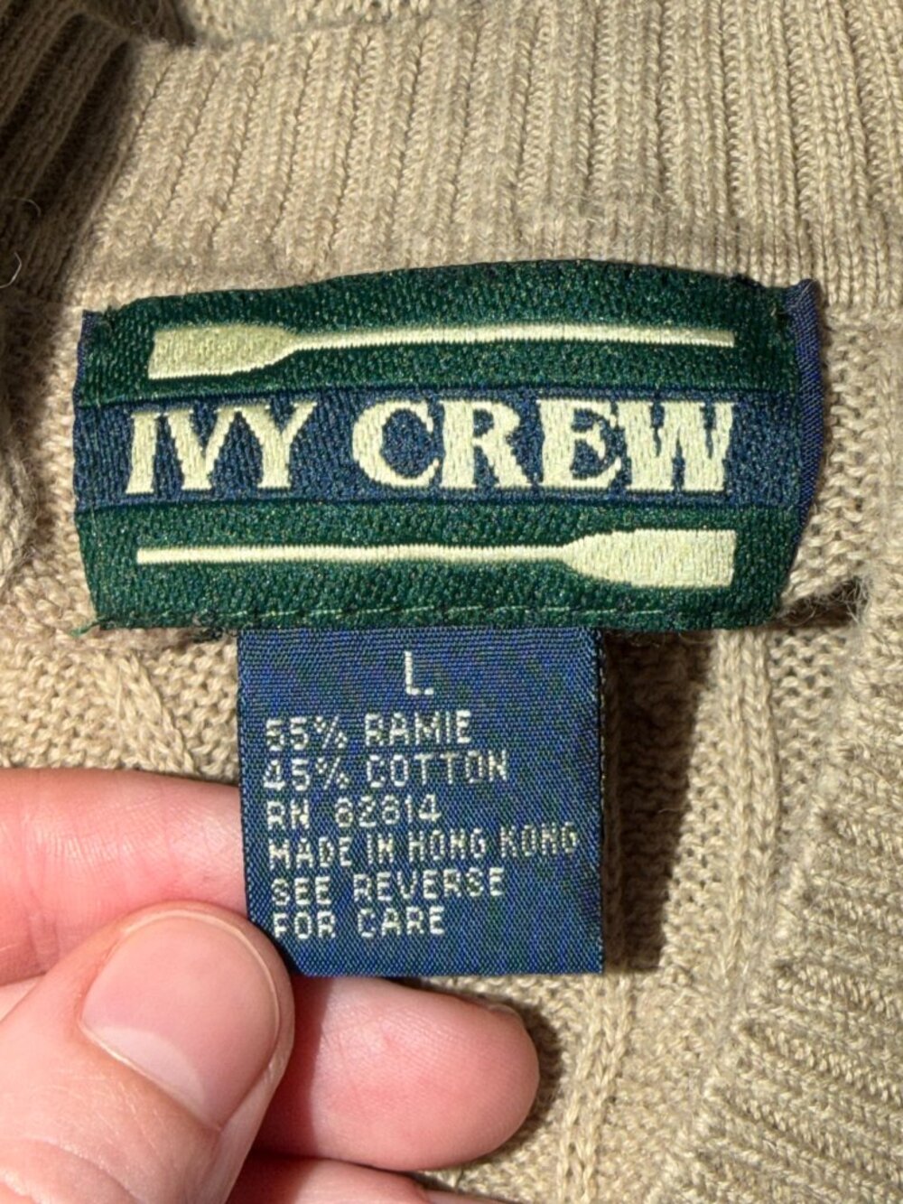 IVY CREW Men's Vintage Beige Knit V-Neck Large Sweater Vest - Picture 3 of 4